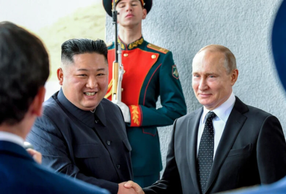 Kim Çen In: "Putinin siyasətinə qeyd-şərtsiz dəstək veririk"