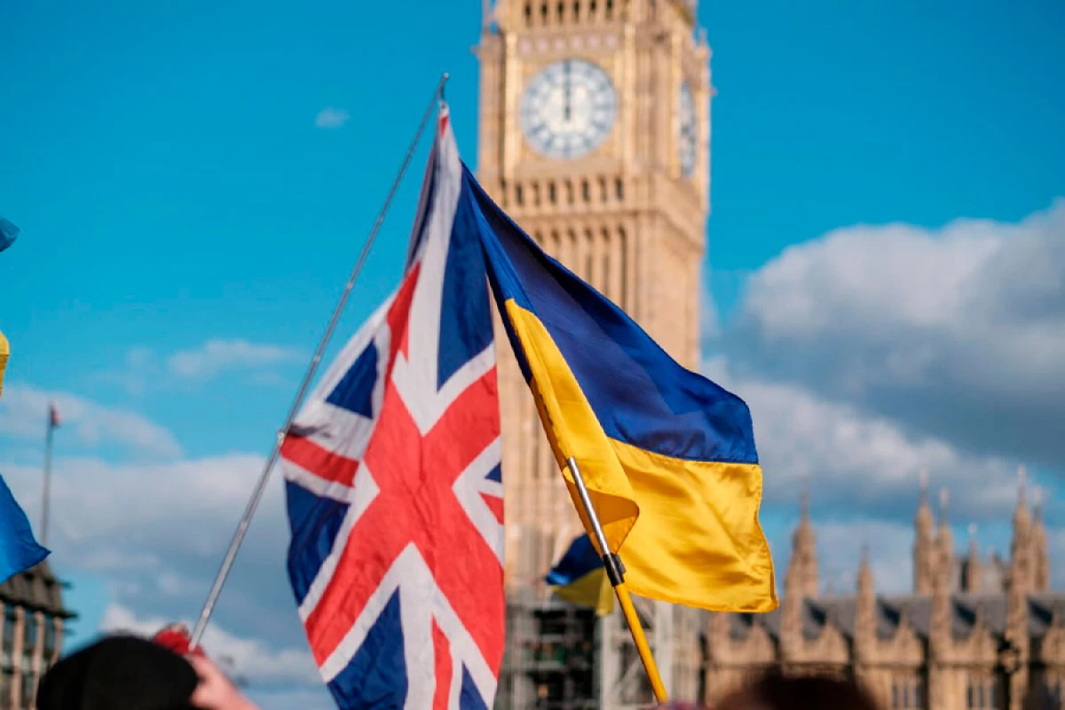 Kiyev və London “yüzillik tərəfdaşlıq” üzrə yol xəritəsi imzaladılar
