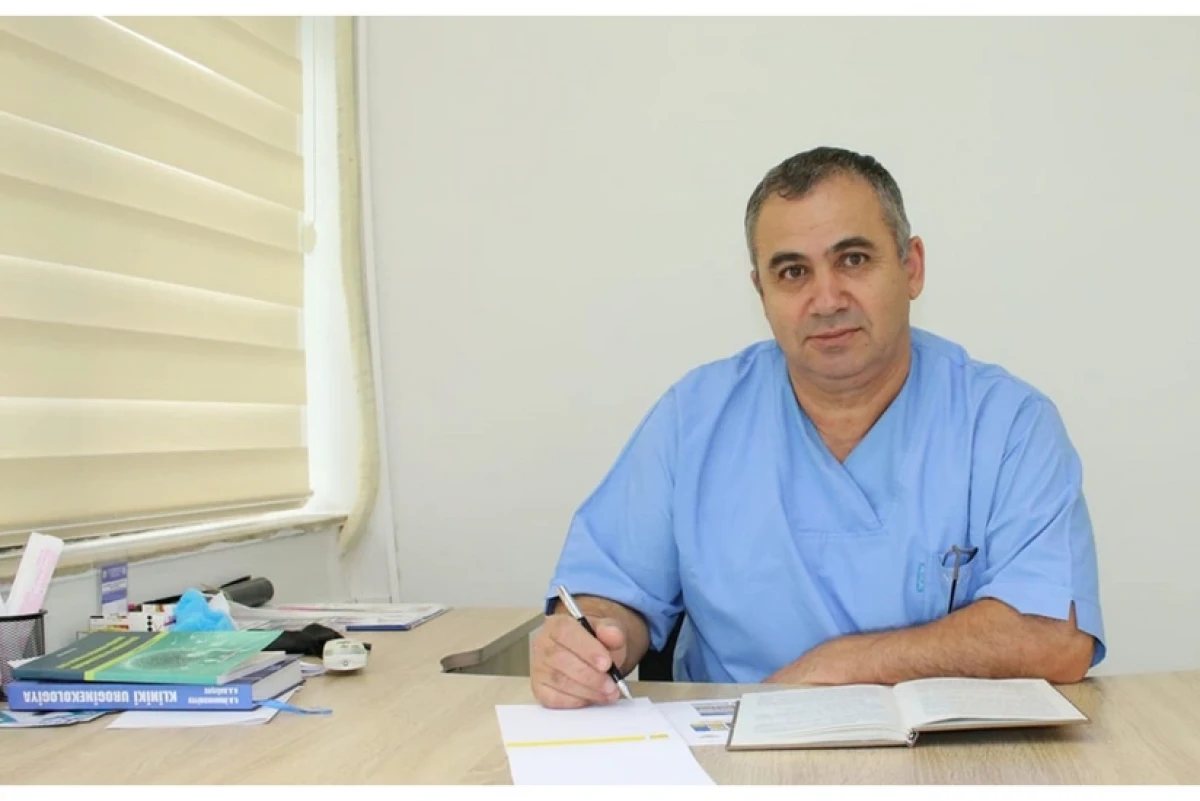 Tanınmış müğənninin qardaşı  vəzifədən kənarlaşdırıldı — 1