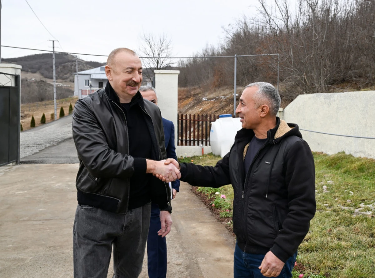 İlham Əliyev Ağdərənin Heyvalı kəndində görülmüş işlərlə tanış oldu YENİLƏNDİ — 2
