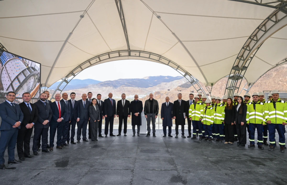Prezident “Dəmirli” Filiz Emalı Kompleksinin fəaliyyəti ilə tanış oldu - YENİLƏNDi — 3