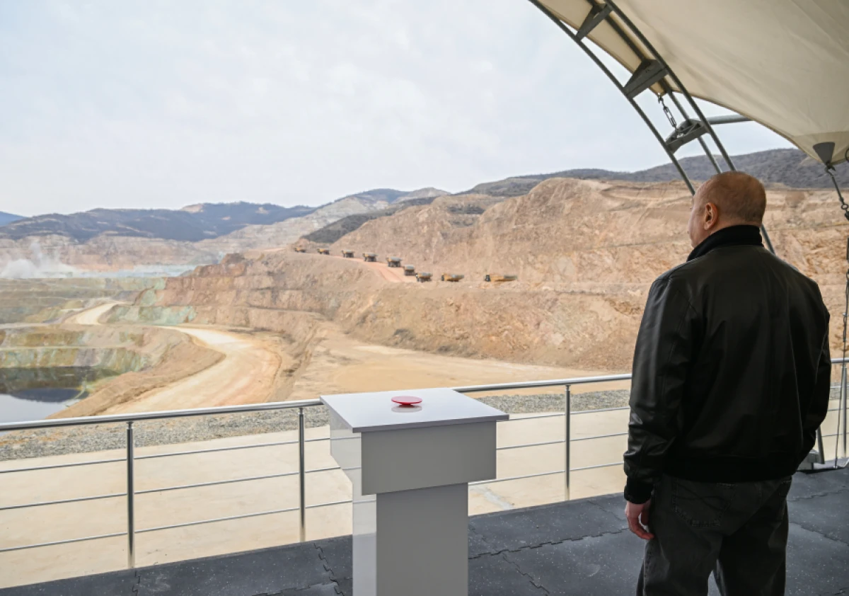 Prezident “Dəmirli” Filiz Emalı Kompleksinin fəaliyyəti ilə tanış oldu - YENİLƏNDi — 4