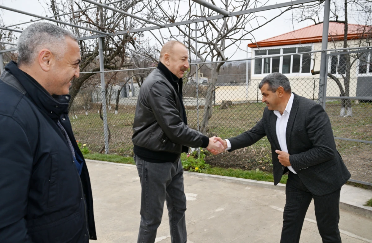 Prezident Ağdərənin Aşağı Oratağ kəndində görülmüş işlərlə tanış oldu - YENİLƏNDİ — 7