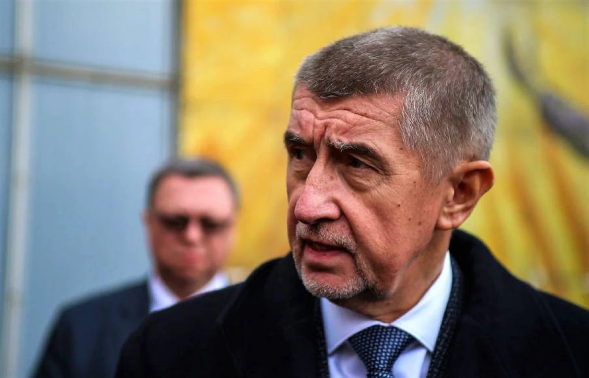 Babiş: "Çexiya hökuməti Ukraynaya 17 milyard kron ayırıb"