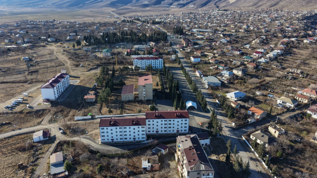 Prezident İlham Əliyev Ağdərə şəhərinin Baş planı ilə tanış oldu — 7