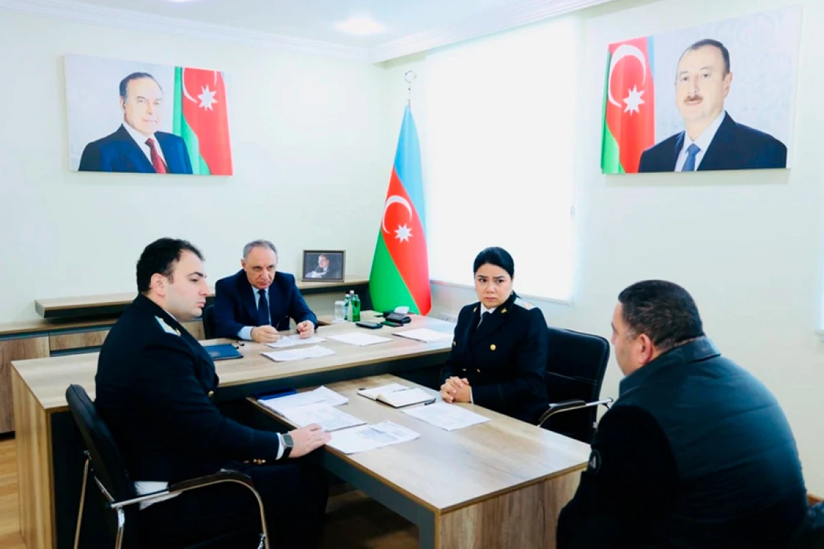 Baş prokuror Şirvanda vətəndaşları qəbul etdi