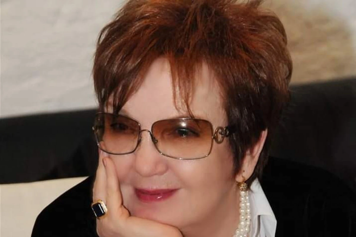 Nadejda İsmayılova "Şöhrət" ordeni ilə təltif edildi — 1