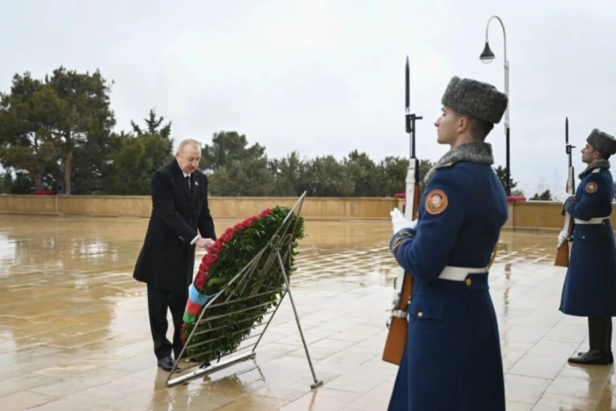 İlham Əliyev 20 Yanvar şəhidlərinin xatirəsini yad etdi