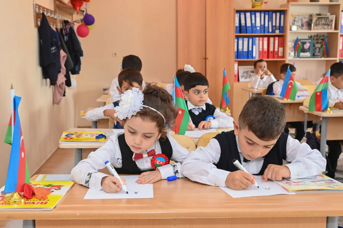 Məktəblərlə bağlı yayılan iddialara rəsmi münasibət