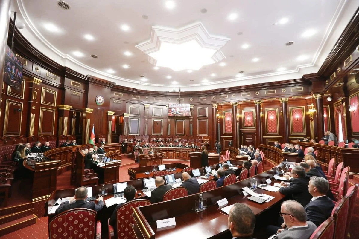 Ali Məhkəmədə ötən ilin yekunlarına həsr olunmuş iclas keçirildi — 1