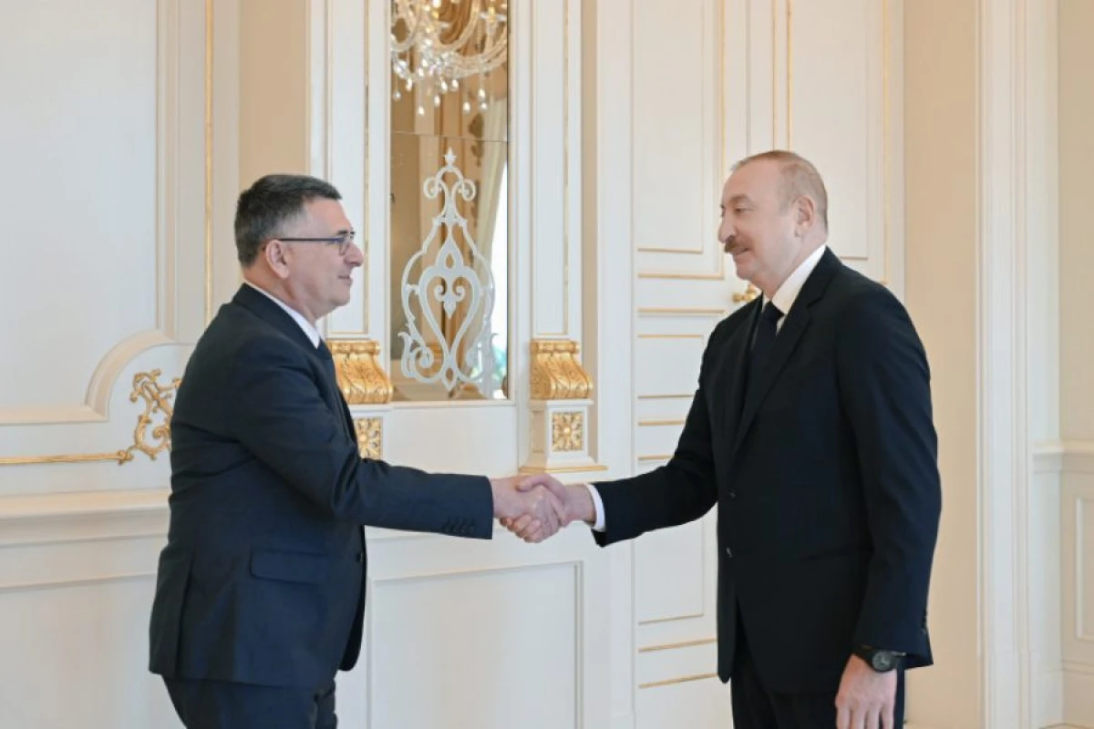İlham Əliyev İsrailin xarici işlər nazirini qəbul etdi