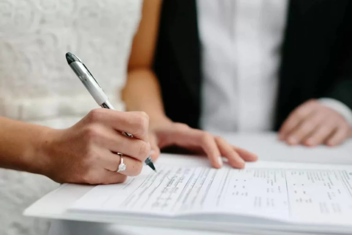 Nikah sənədlərində “ər” - “arvad” sözləri dəyişdirilir?