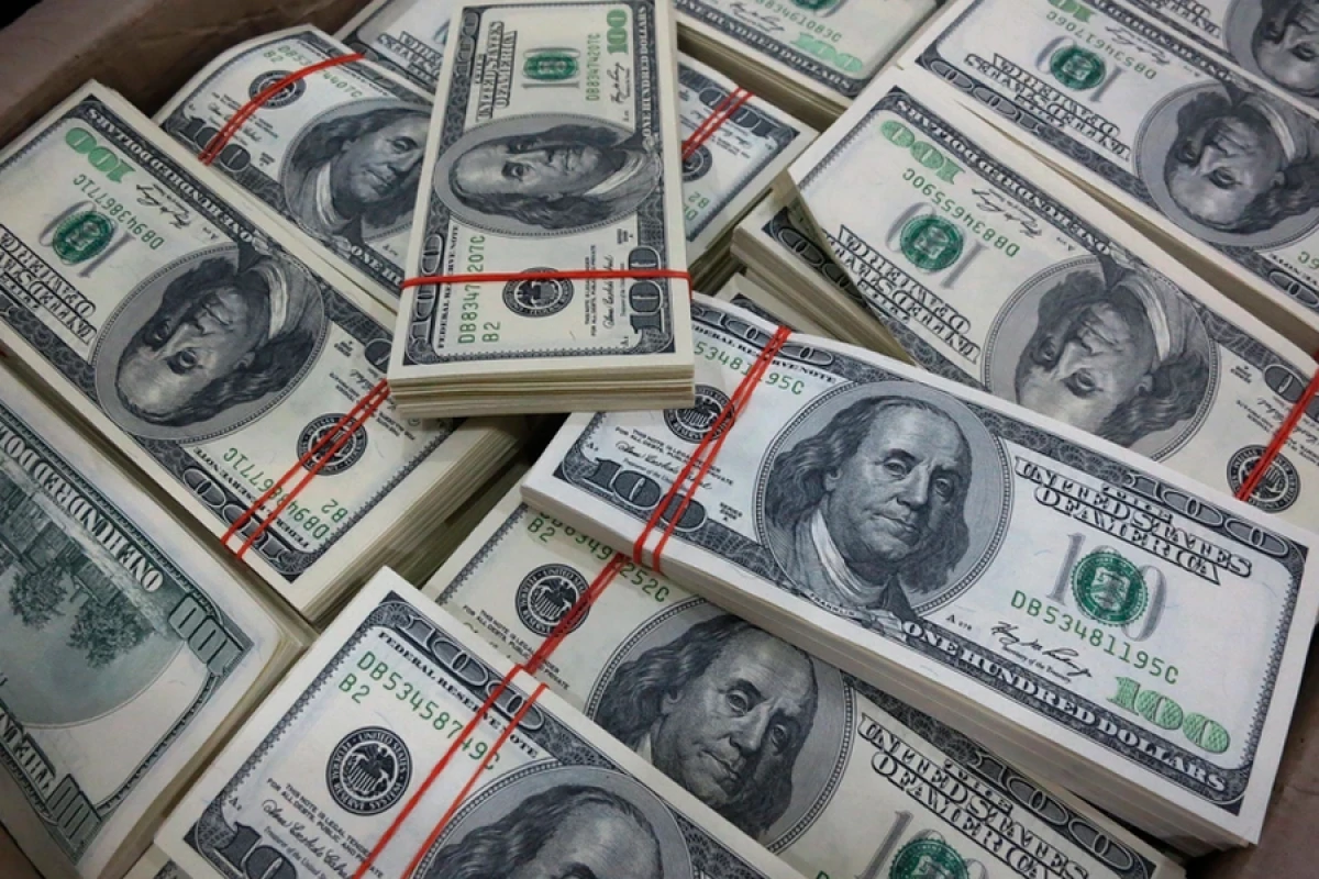 Azərbaycanın valyuta ehtiyatları 85 milyard dolları keçdi