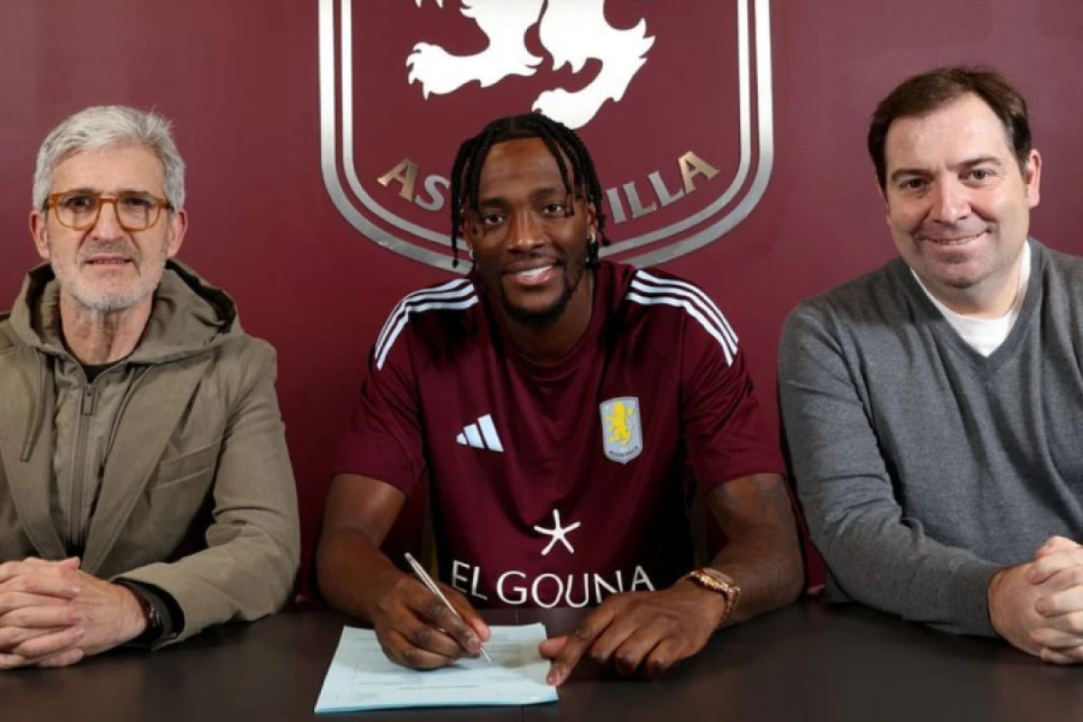 “Aston Villa” Temmi Abrahamı transfer edib