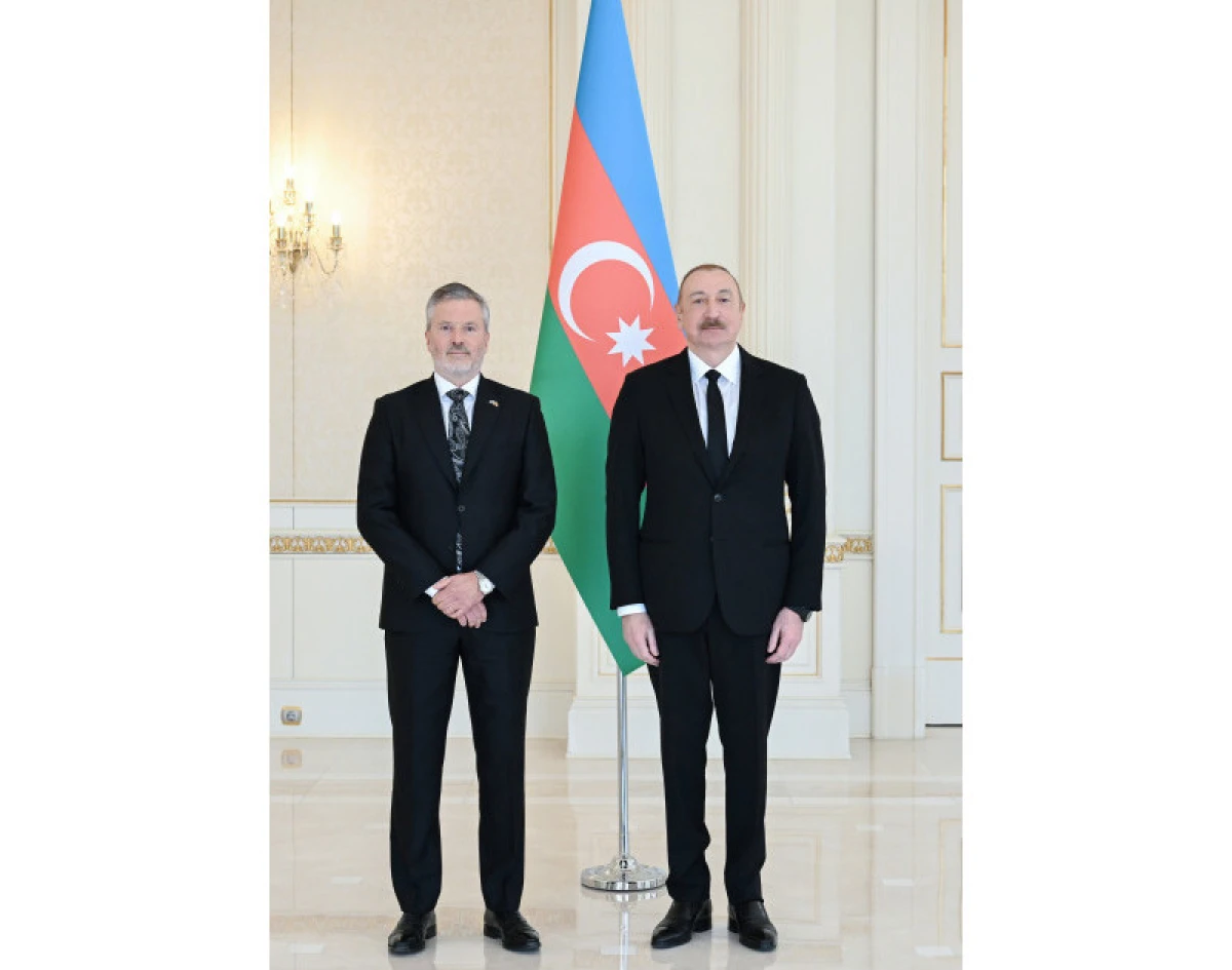 İlham Əliyev Norveçin yeni səfirinin etimadnaməsini qəbul etdi — 2