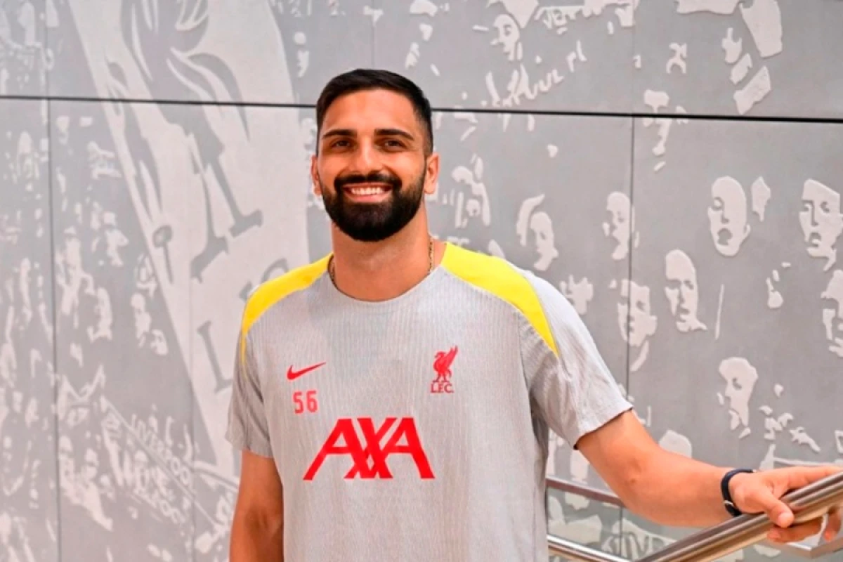 “Beşiktaş”dan transfer zərbəsi: müdafiəçi və qapıçı hədəfdə