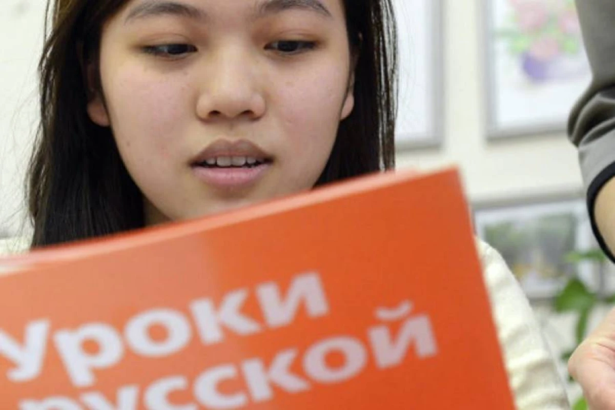 Qazaxıstanda rus dili rəsmi dil olaraq qaldı