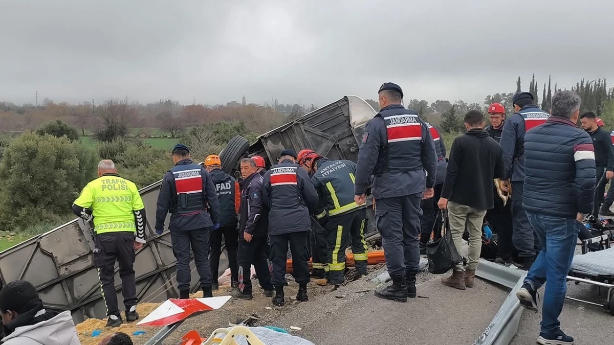 Türkiyədə sərnişin avtobusu aşdı: 9 nəfər öldü — 1