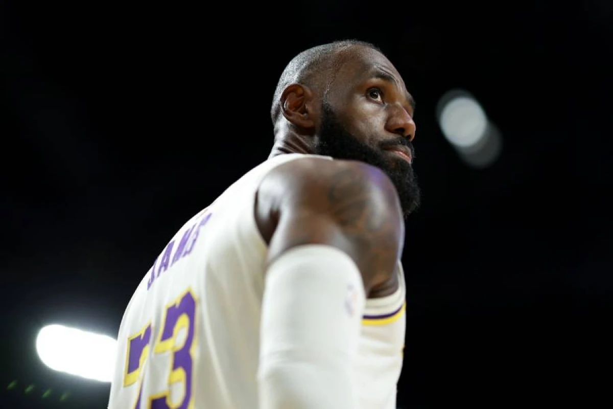 Tarixi seriya davam edir: Lebron 22-ci dəfə Ulduzlar Matçında