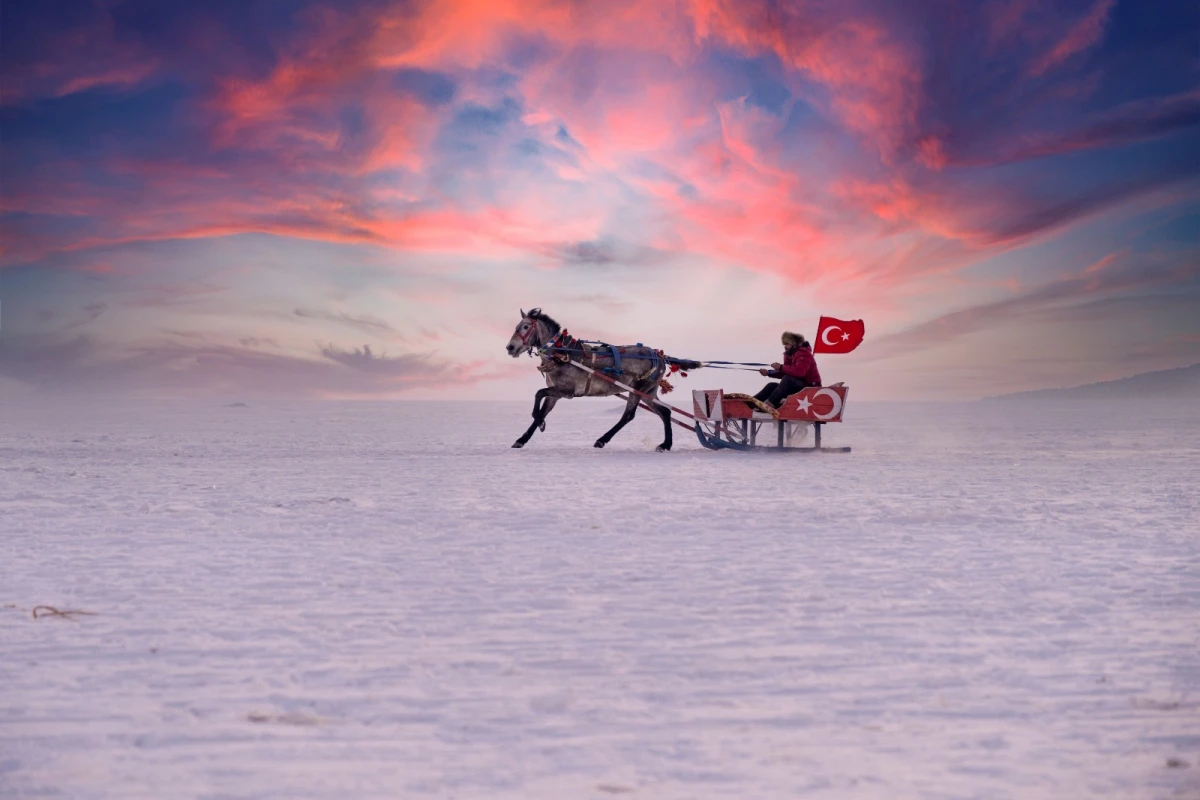 Qarlı mənzərələr fonunda Anadolunu kəşf etməyə dəvət edən Turistik Şərq Ekspresi ilə unudulmaz qış səyahətinə çıxın — 4