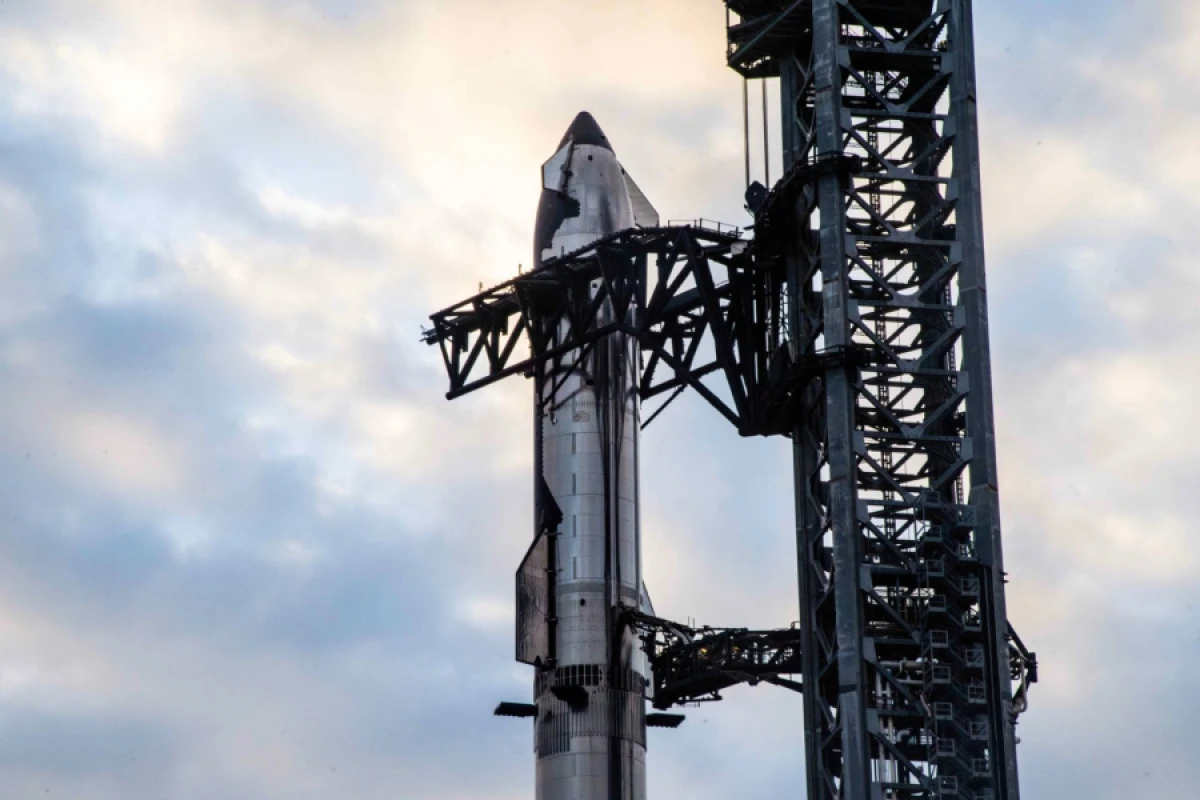 "Falcon 9" raketlərinin buraxılışı dayandırıldı