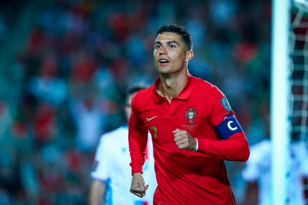 Futbol əfsanəsi 41 yaşında — Ronaldunun inanılmaz yolu