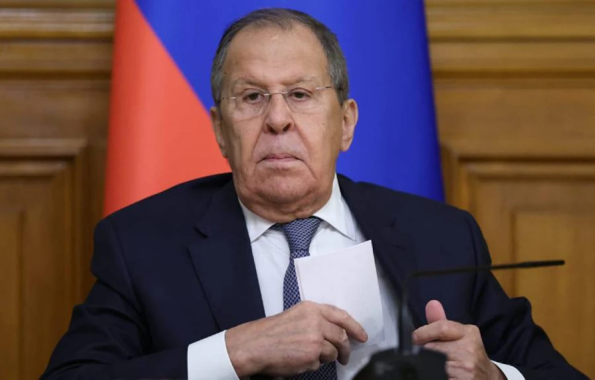 Lavrov: "Qərb Ukraynanın hazırkı hökümətini bütün hallarda qoruyur"