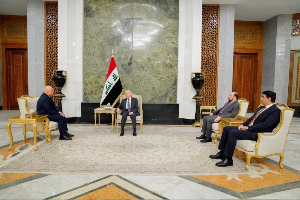 Azərbaycan səfiri etimadnaməsini İraq Prezidentinə təqdim etdi — 2