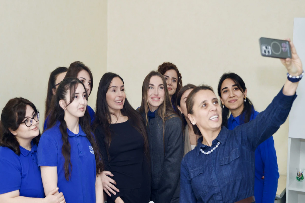 Leyla Əliyeva və Alena Əliyeva Gəncə Autizm Mərkəzi ilə tanış olublar — 1