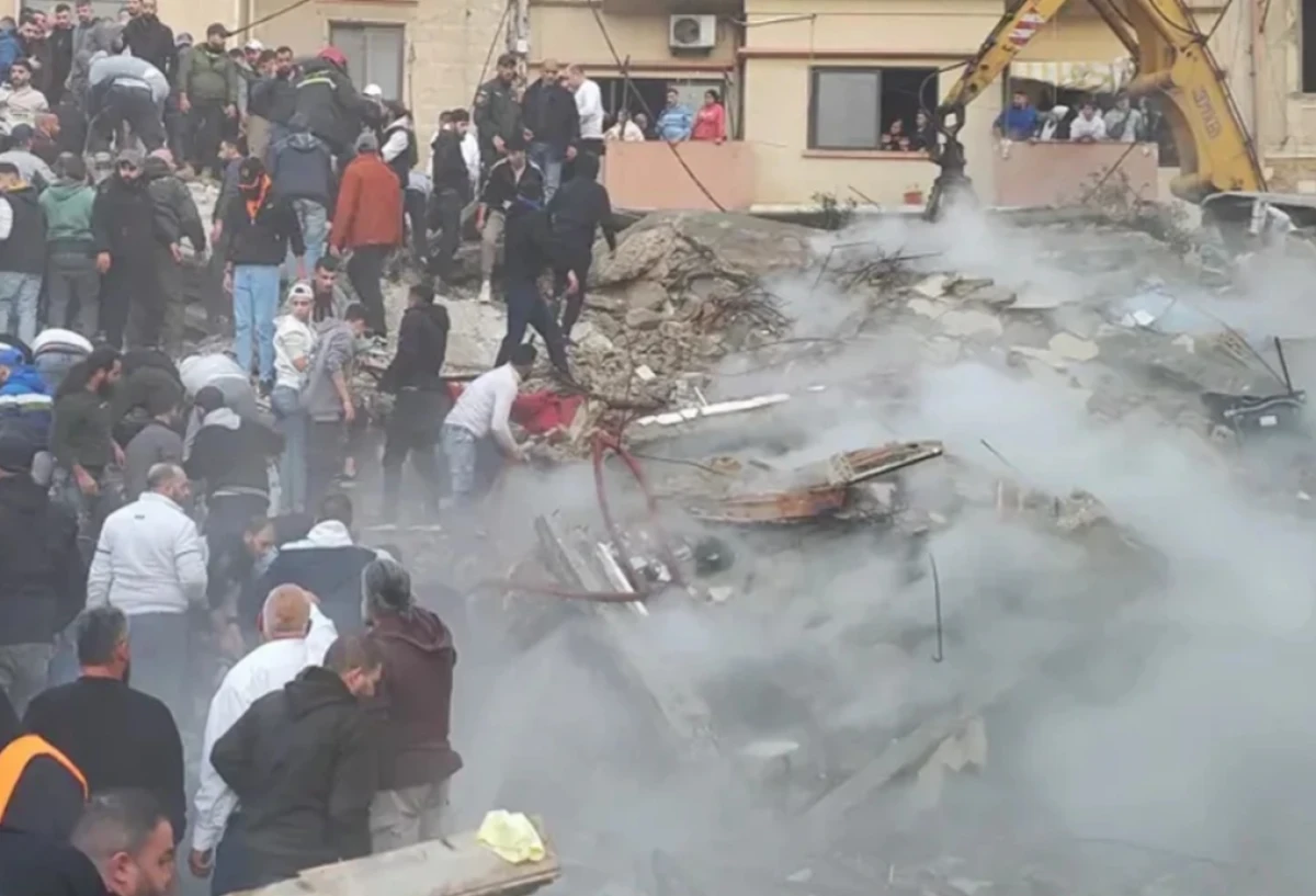 Livanda iki  bina uçdu: 6 nəfər öldü, 7 nəfər yaralandı