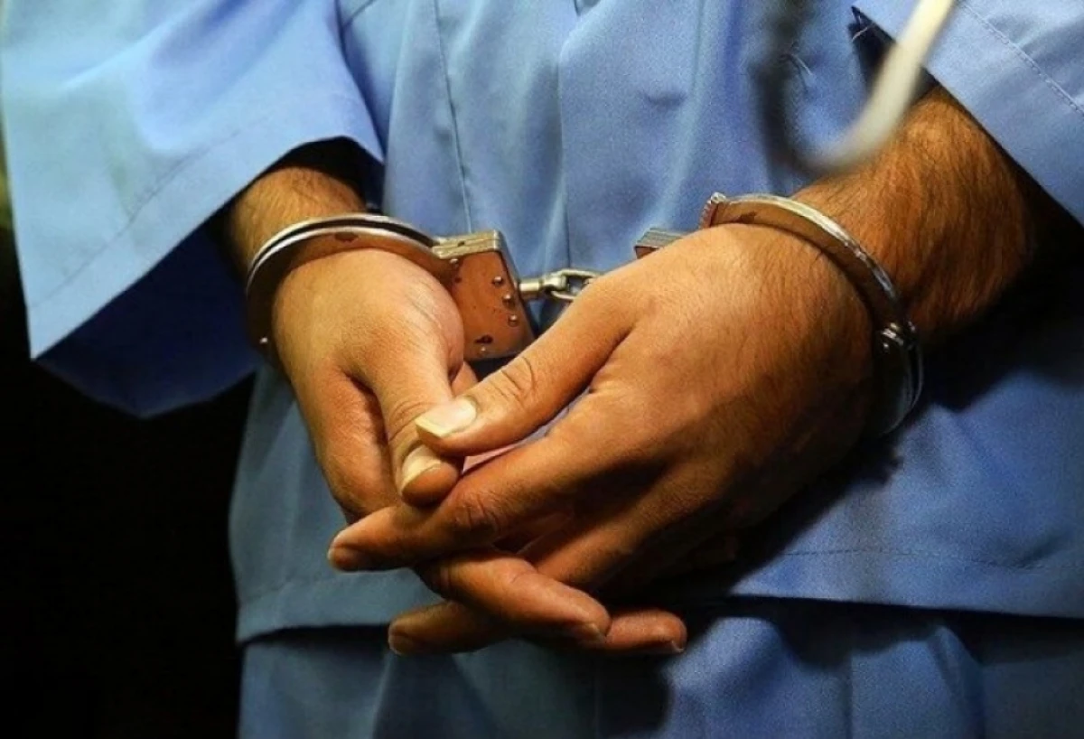 İranda üç islahatçı siyasi xadim həbs olundu