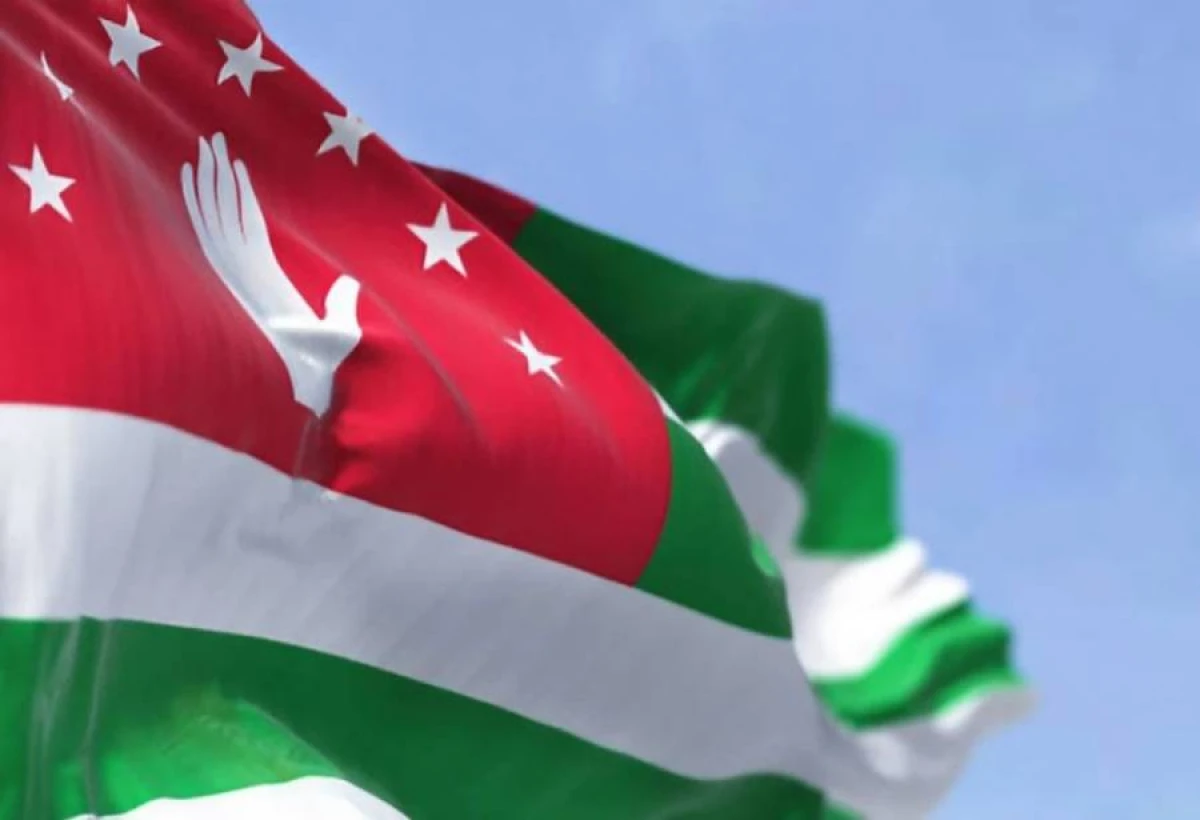 Abxaziyada sakinlər təhlükəsizlik qüvvələrindən qisas aldı