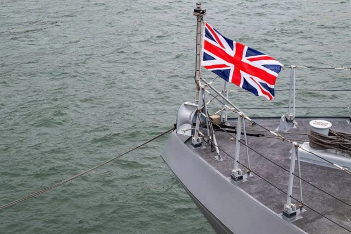 Britaniya Baltik və Qara dənizdə hərbi gərginliyi artırır