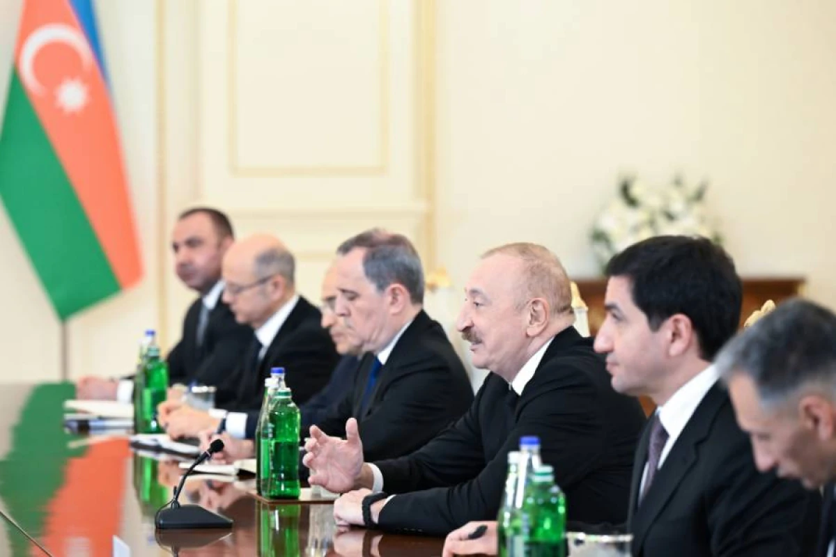 İlham Əliyevin ABŞ-nin Vitse-prezidenti ilə geniş tərkibdə görüşü başa çatdı- Yeniləndi2 — 4