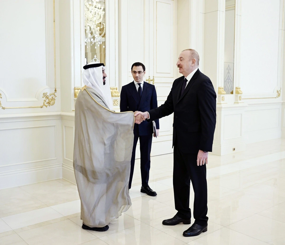 İlham Əliyev Ərəb Parlamentinin prezidentinin başçılıq etdiyi nümayəndə heyətini qəbul etdi — 3