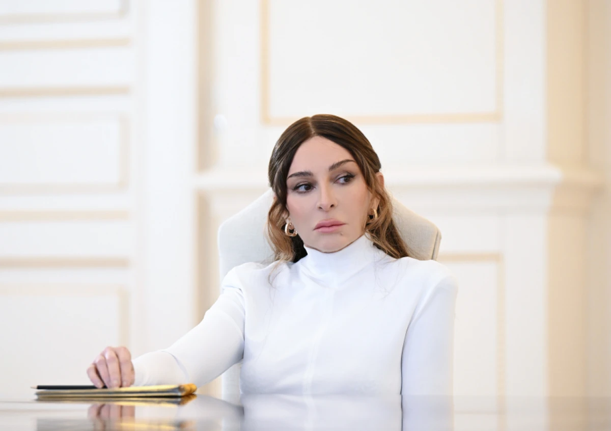 İlham Əliyevin sədrliyi ilə müşavirə keçirildi - YENİLƏNDİ — 6