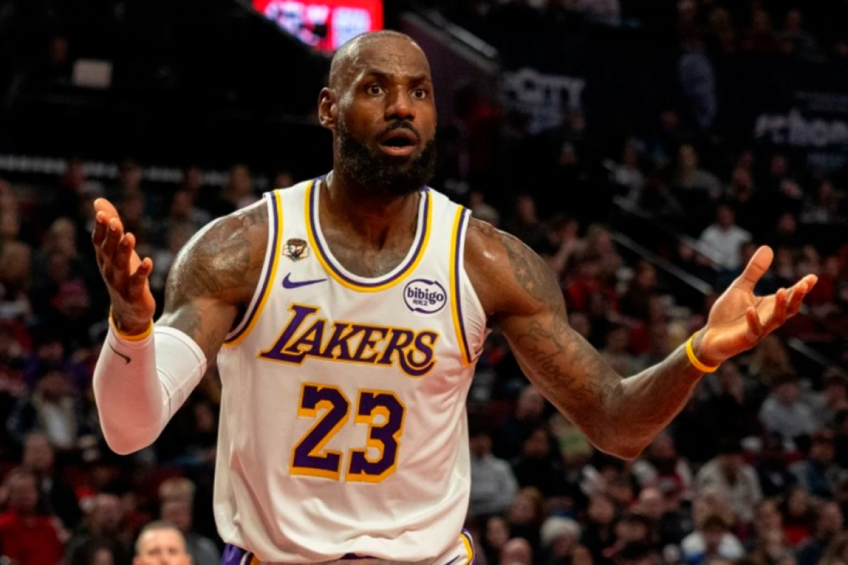 Yaş sadəcə rəqəmdir: LeBron NBA rekordunu yenilədi