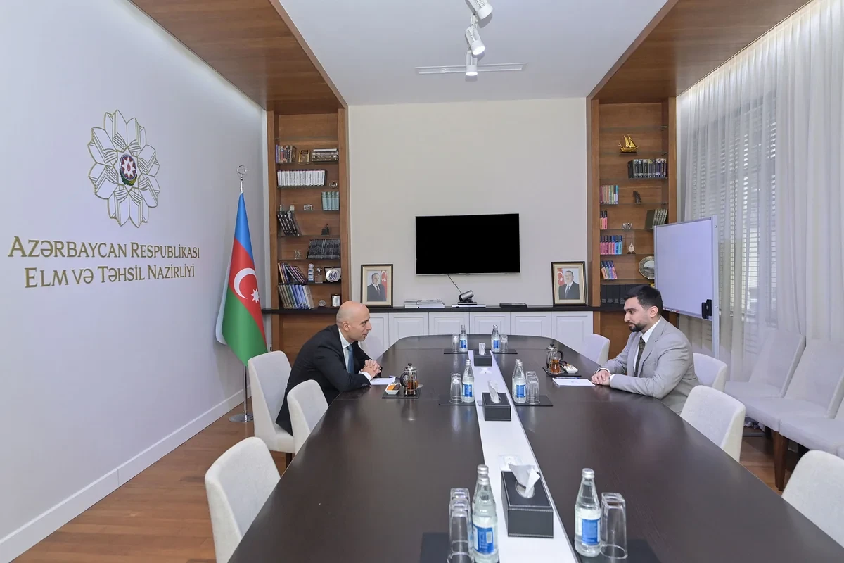 Emin Əmrullayev "Yüksəliş" müsabiqəsinin qalibləri ilə görüşdü — 2
