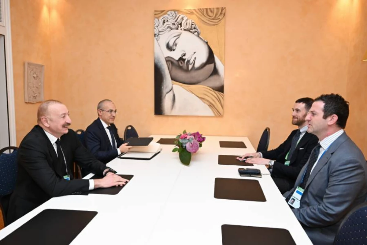 Prezident İlham Əliyev “The Goldman Sachs Group Inc.” şirkətinin qlobal məsələlər üzrə prezidenti ilə görüşdü