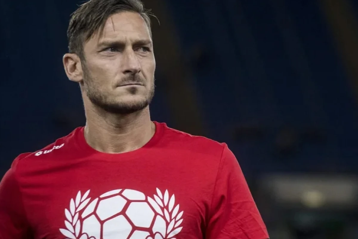 Françesko Totti "Roma"ya qayıtmaq ehtimalını təsdiqlədi