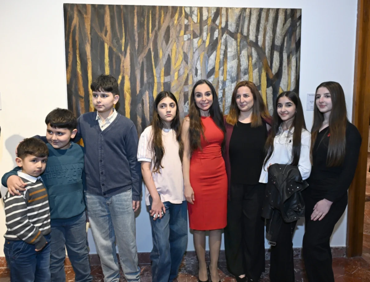 Leyla Əliyeva və Arzu Əliyeva Tiranada beynəlxalq incəsənət sərgisinin açılışında iştirak etdilər - FOTO — 5