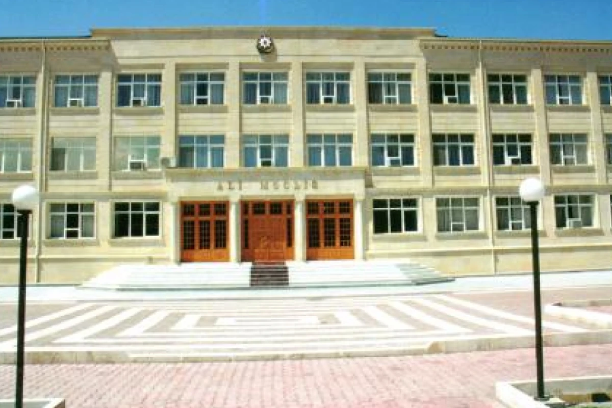 Naxçıvan Ali Məclisi deputatlarının köməkçiləri olacaq