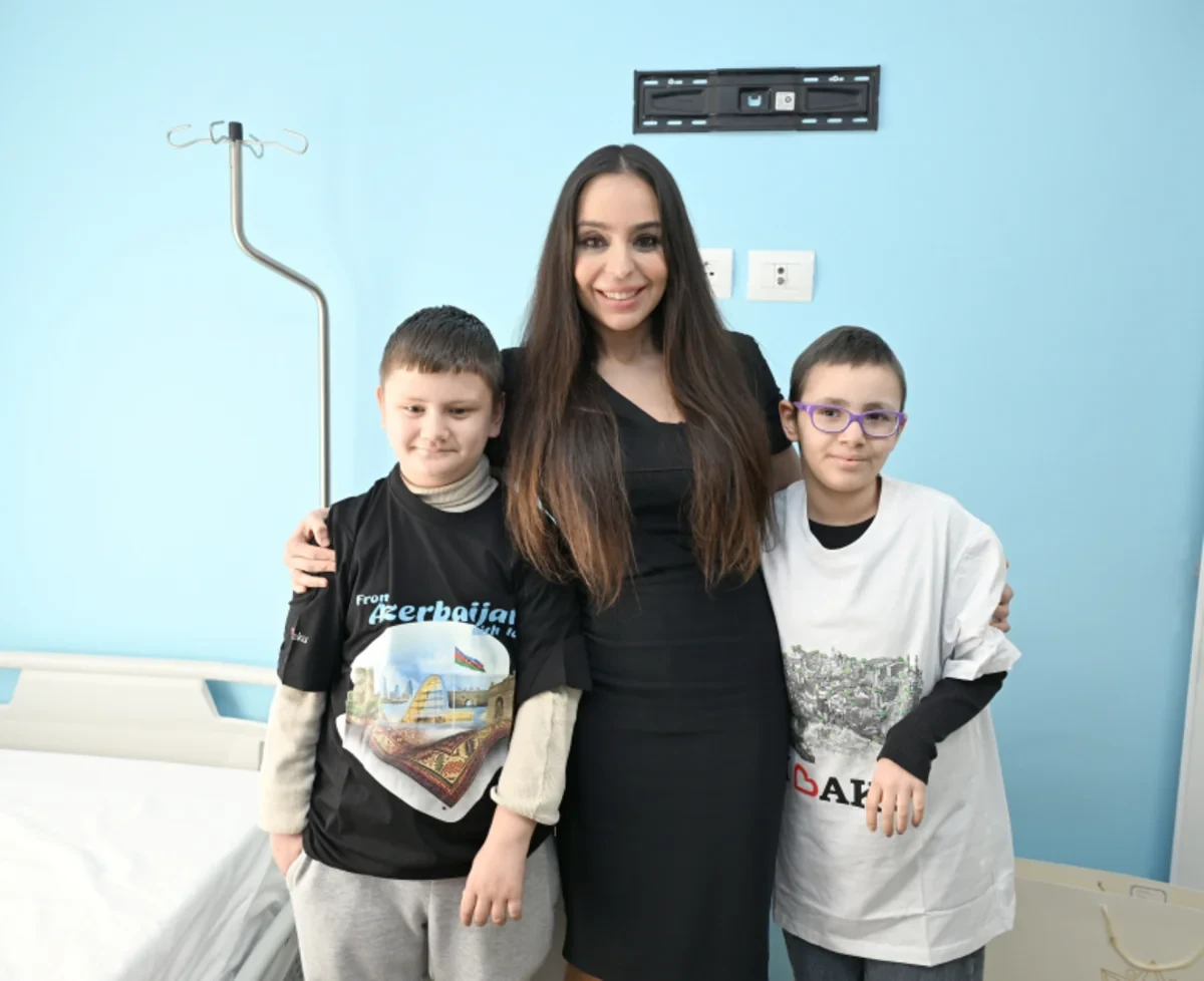 Leyla Əliyeva Tiranada uşaq evini və xəstəxananı ziyarət etdi — 3