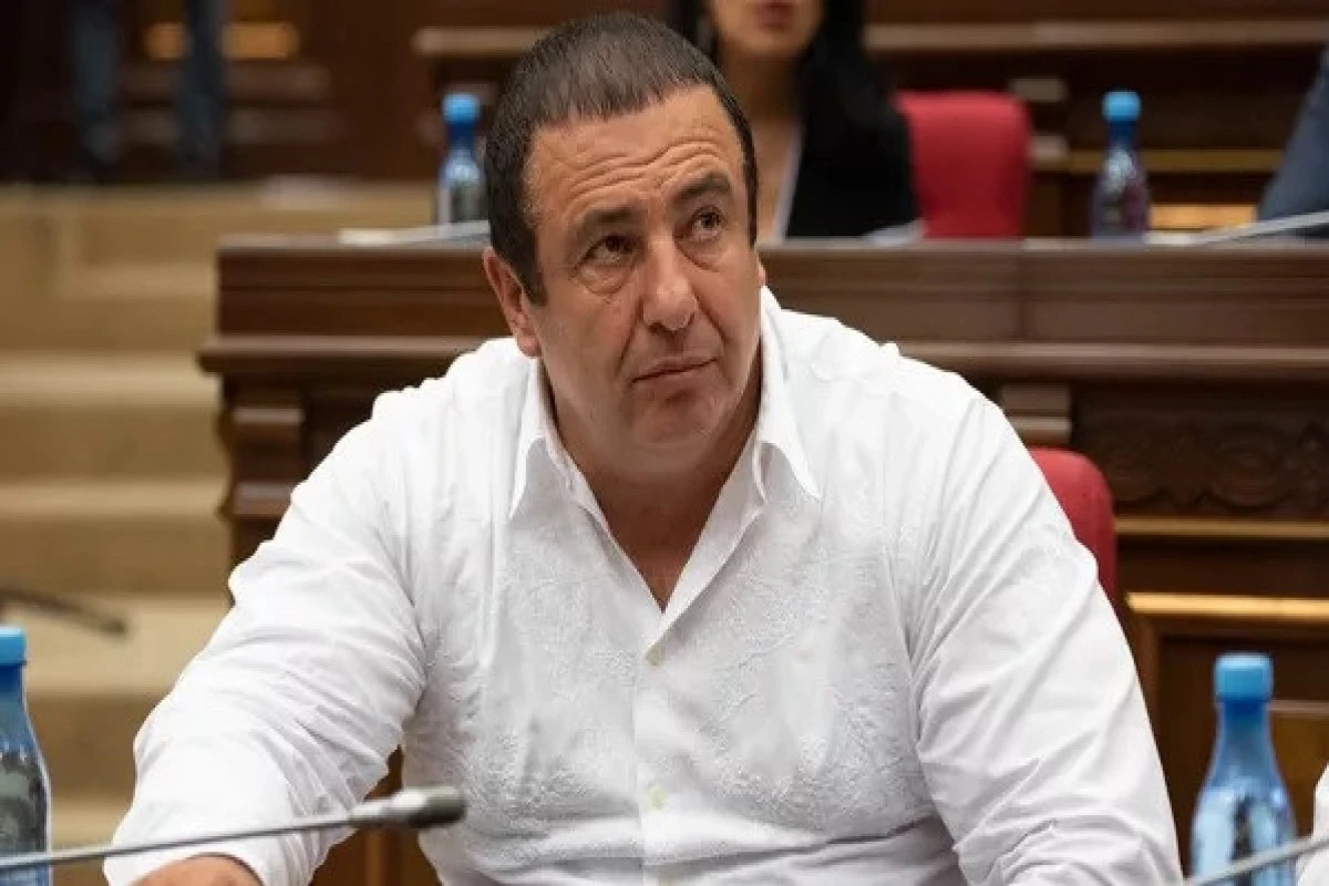 Qaqik Tsarukyanın evində axtarış aparılır