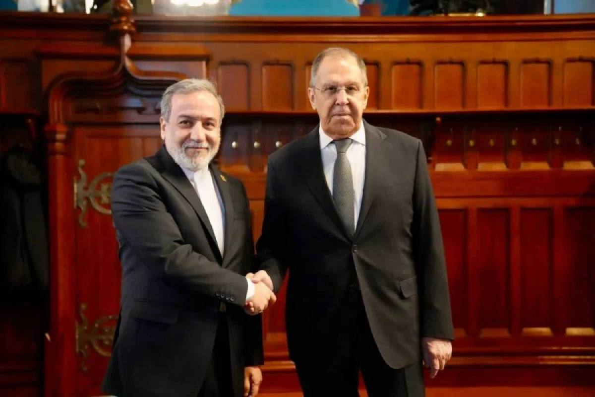 Lavrov və Əraqçi nüvə proqramını müzakirə etdi