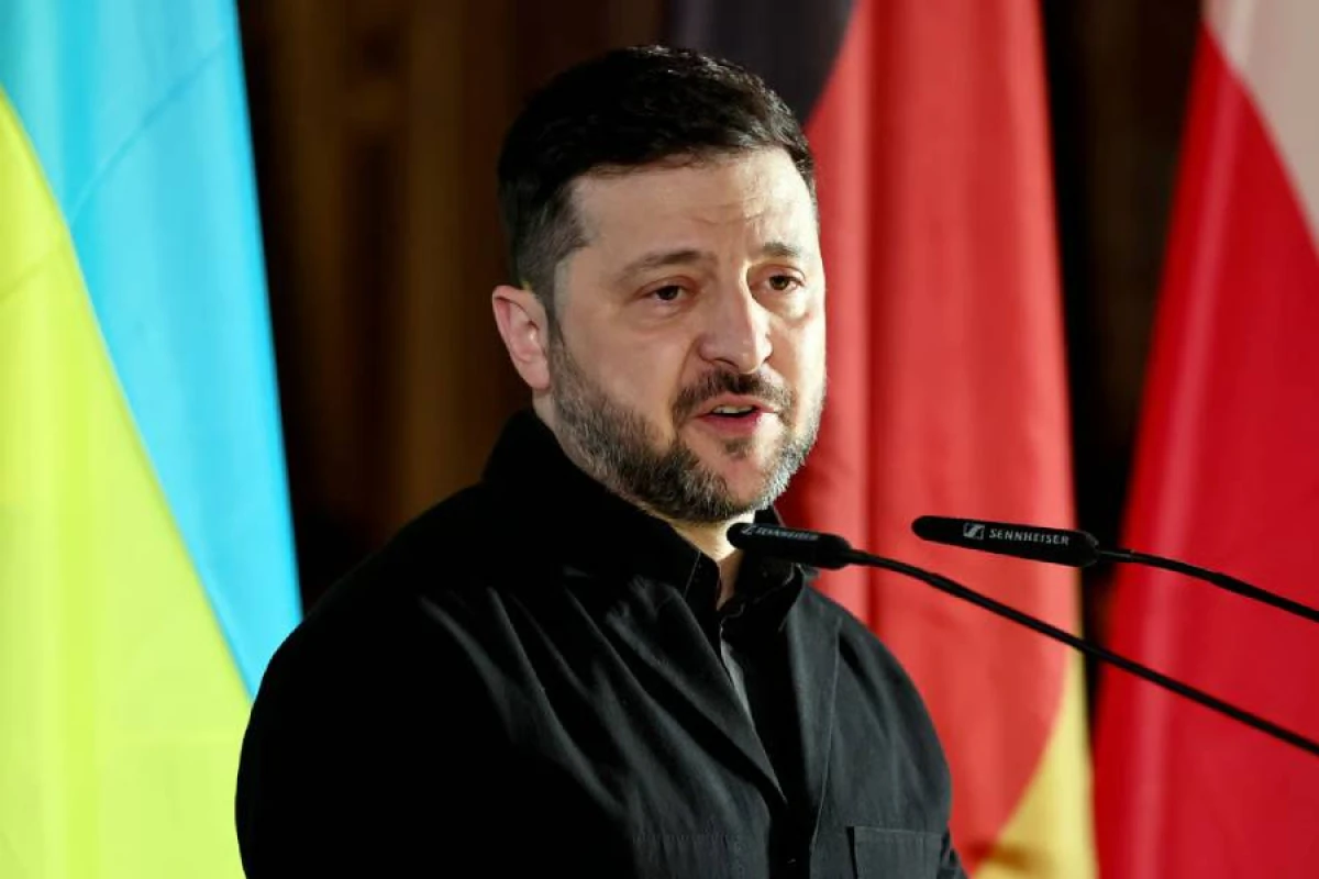Zelenski: “Atəşkəsə ABŞ nəzarət edəcək”