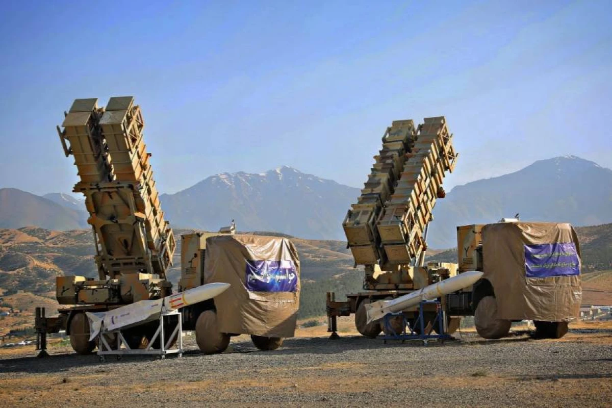 İran yer-hava raketini sınaqdan keçirdi