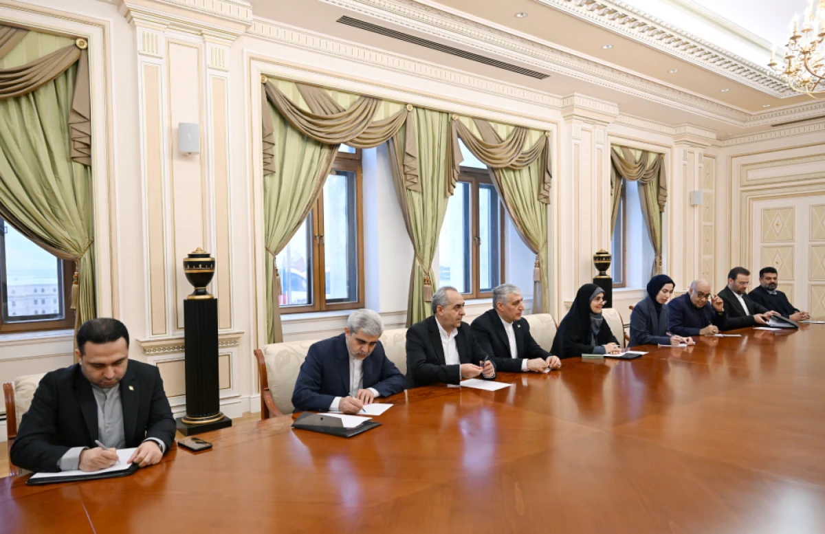 Prezident  İranın yol və şəhərsalma nazirinin başçılıq etdiyi nümayəndə heyətini qəbul etdi — 1