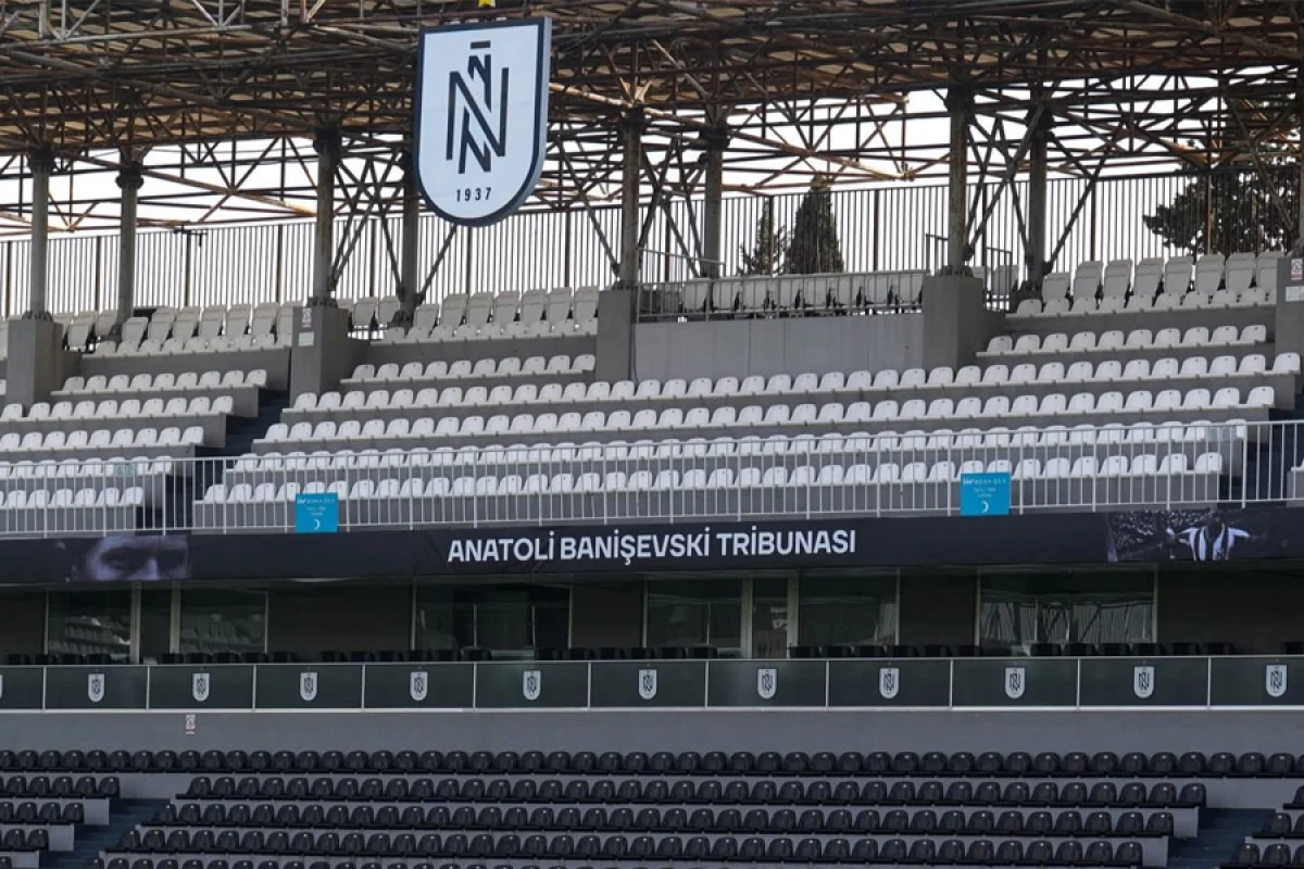 Əfsanə unudulmur: Banişevskinin adı tribunada!