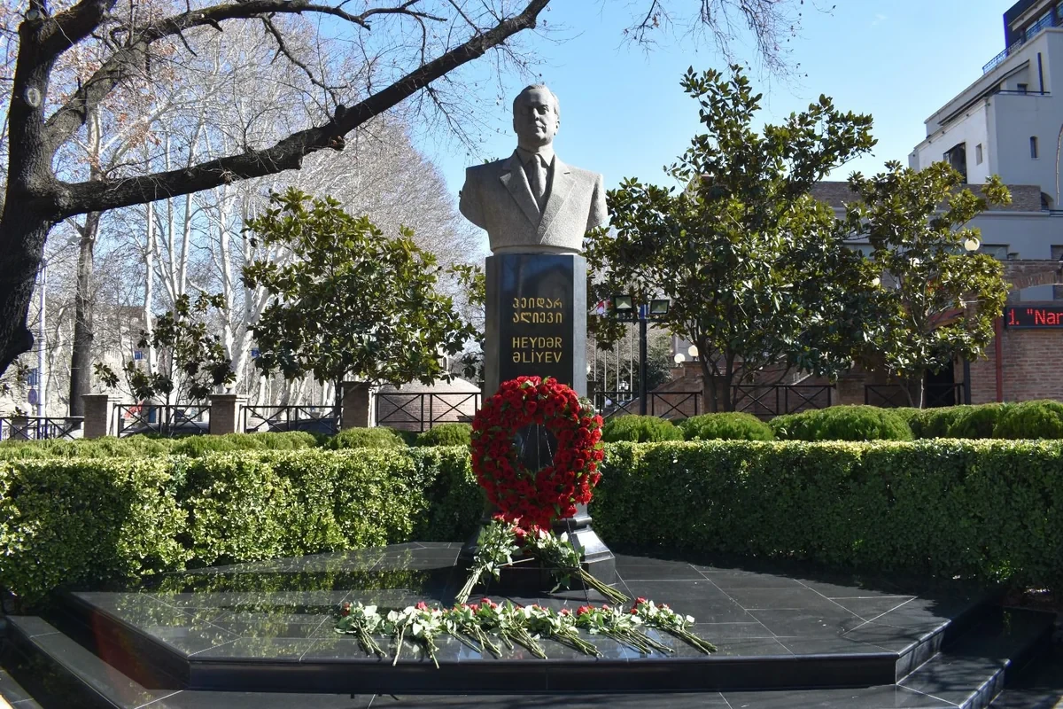 Azərbaycan və Gürcüstan prokurorluqları müzakirələr apardı — 1